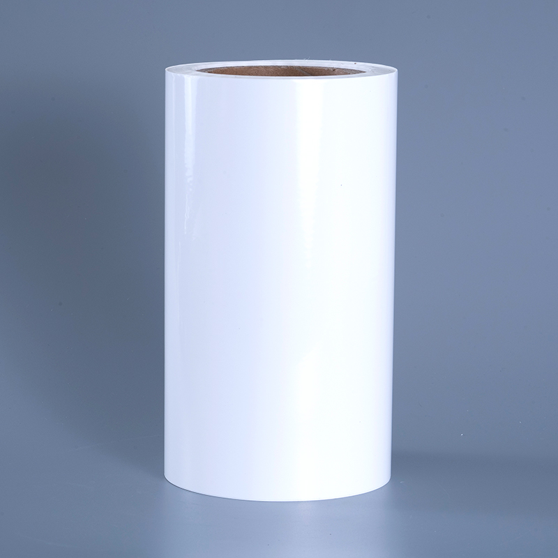 วัสดุฉลากฟิล์มไวนิล PET เคลือบเงา 25mic พร้อมม้วนจัมโบ้กาวอะคริลิกสำหรับการพิมพ์อิงค์เจ็ท