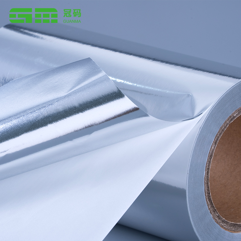 กระดาษกาวในตัว PP สีเงินเงา 50 มม. ม้วนจัมโบ้พร้อมกาวยาง
